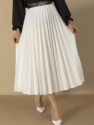 Beyaz Piliseli Uzun Etek Beyaz Piliseli Uzun Etek