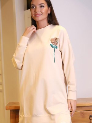 Bej Gül İşlemeli Tunik Bej Gül İşlemeli Tunik