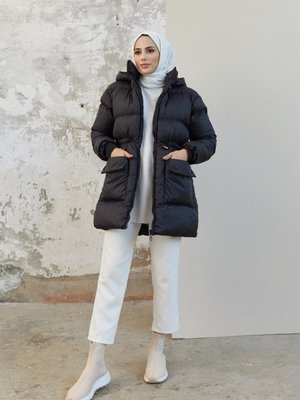 Modamia Önü Iki Cep Detaylı Kapüşonlu Şişme Mont Siyah