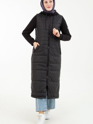 Kapüşonlu Önden Fermuarlı Kapitone Kap