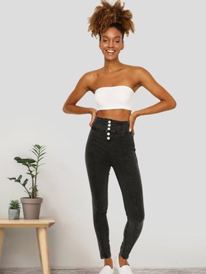 Siyah Önden Düğmeli Yüksek Bel Skinny Jeans Siyah Önden Düğmeli Yüksek Bel Skinny Jeans