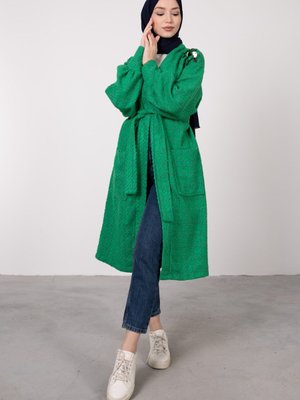 Tüvit Omuz Pul Detaylı Kap Yeşil