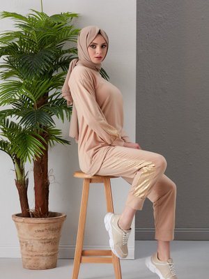 Varak Detaylı Eşofman Takımı Bej