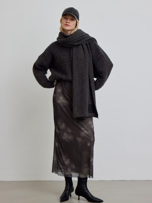 Desenli Tül Etek Batik Desenli Tül Etek Batik