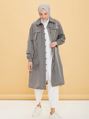 Büzgülü Yağmurluk Giy Çık Füme