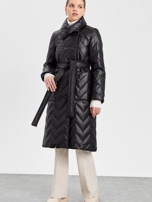 Kruvaze Kapitone Kaban Siyah