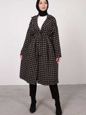 Çapraz Kısa Kesik Çizgili Kap Sütlü Kahve