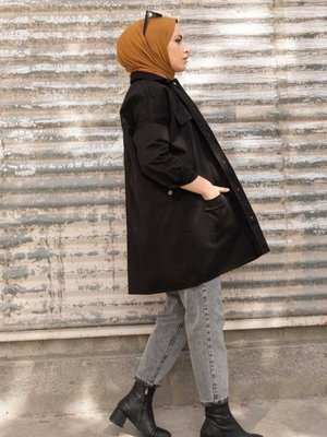 Süs Kapaklı Iki Cepli Tahta Düğmeli Gömlek Süs Kapaklı Iki Cepli Tahta Düğmeli Gömlek