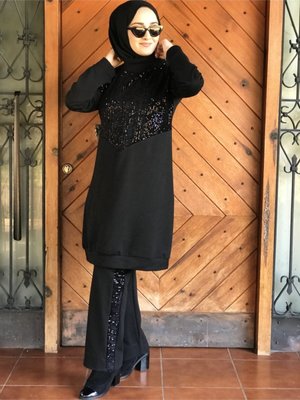 Siyah Payet Detaylı 2li Eşofman Takımı Siyah Payet Detaylı 2li Eşofman Takımı