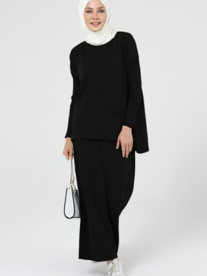 Düz Siyah Cep Detaylı Bluz Etek Takım Düz Siyah Cep Detaylı Bluz Etek Takım