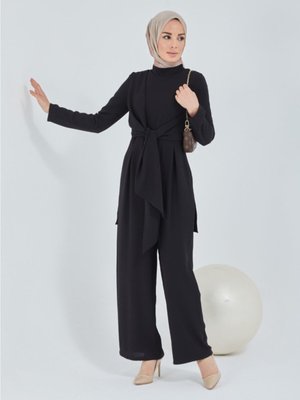 Önden Bağlamalı Bol Paça Arkası Kapalı Tulum