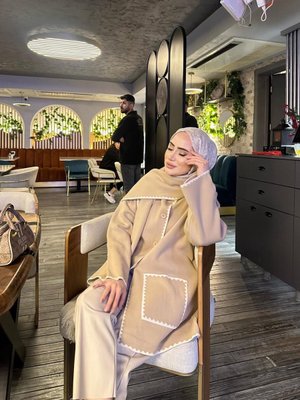 Atkılı Triko Ceket