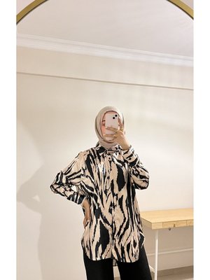 Desenli Saten Gömlek