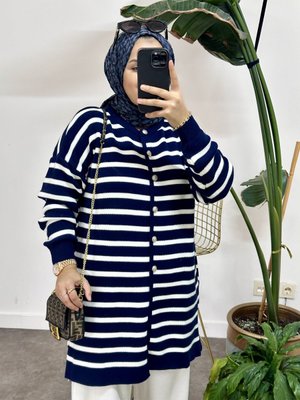 Çizgili Triko Hırka