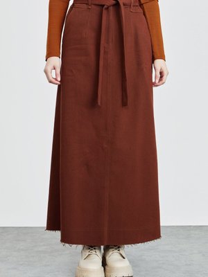 Gabardin Beli Lastikli Etek Kahve