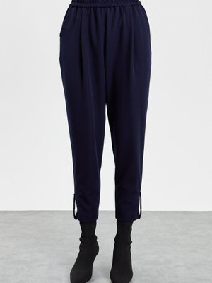 Apoleti Taşlı Pantolon Lacivert