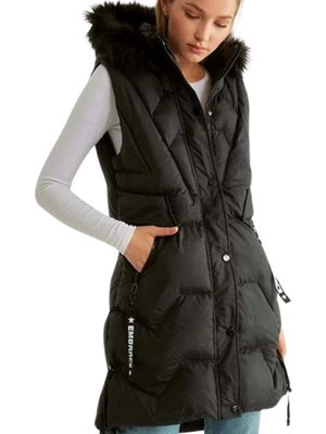 Siyah Cebi Fermuarlı Kürklü Şişme Yelek