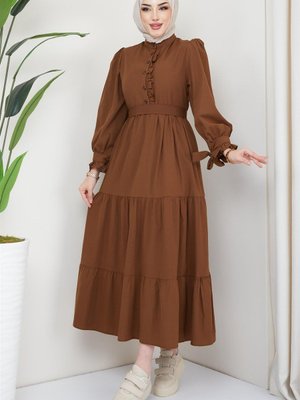 Önü Fırfırlı Kolu Bağlamalı Elbise Kahverengi