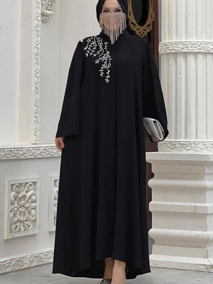 Siyah Taş Işlemeli Gizli Düğmeli Ferace T