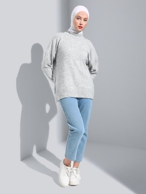 Gümüş Rengi Boğazlı Yaka Triko Tunik Gümüş Rengi Boğazlı Yaka Triko Tunik