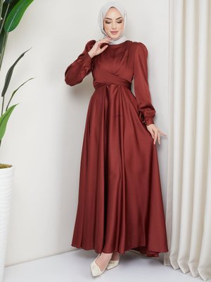 Kiremit Ön Bağlamalı Saten Abiye Elbise