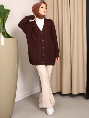 Kahverengi Düğmeli Selanik Örgülü Triko Hırka