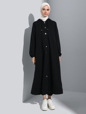 Siyah Kapüşonlu Düğme Detaylıpardesü