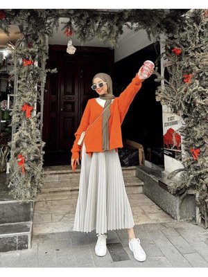 Piliseli Etek Piliseli Etek