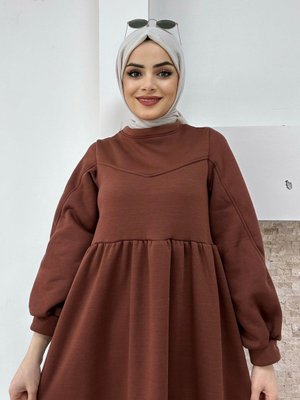 Önü Tek Dikiş Detaylı Elbise