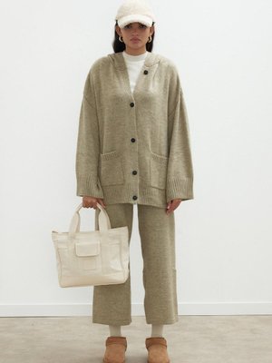 Cozy Kapüşonlu Triko Hırka Vizon Cozy Kapüşonlu Triko Hırka Vizon