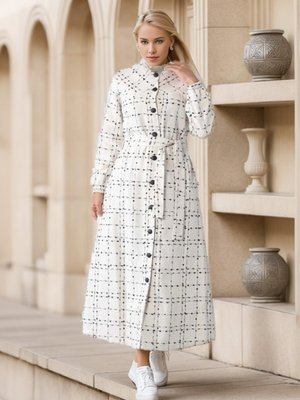 Beyaz Boydan Düğmeli Beli Kuşaklı Şölin Kaban Beyaz Boydan Düğmeli Beli Kuşaklı Şölin Kaban