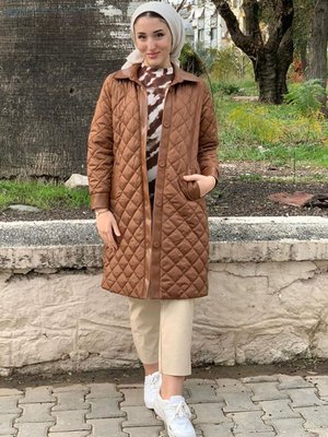 Kahve Deri Detaylı Kapitone Kaban