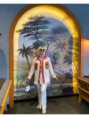 Tüvit Detaylı Kapitone Gömlek