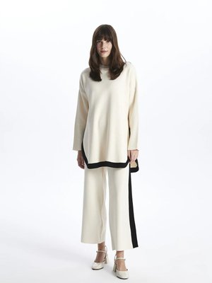 Lcw Modest Beli Lastikli Çizgili Triko Pantolon