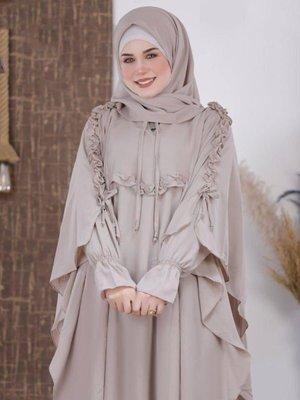 Tesettür Giyime Uygun Uzun Geniş Rahat Lastikli Kollu Şallı Şık Çarşaf Model Tesettür Giyime Uygun Uzun Geniş Rahat Lastikli Kollu Şallı Şık Çarşaf Model