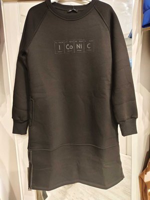 Etek Ucu Yanlardan Fermuarlı Şardonlu Uzun Sweat(dar Kalıp Etek Ucu Yanlardan Fermuarlı Şardonlu Uzun Sweat(dar Kalıp