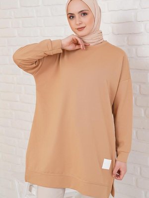 Bol Bisiklet Yaka Armalı Uzun Spor Modeli Mevsimlik Tunik Bol Bisiklet Yaka Armalı Uzun Spor Modeli Mevsimlik Tunik