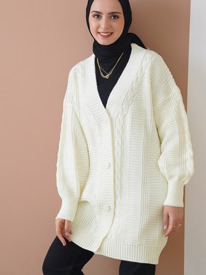 Ekru Saç Örgü Desen Düğmeli Triko Hırka