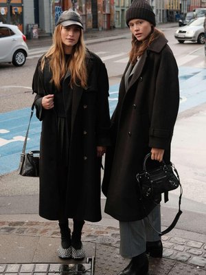 Danısh Kaşe Kruvaze Kaban Siyah