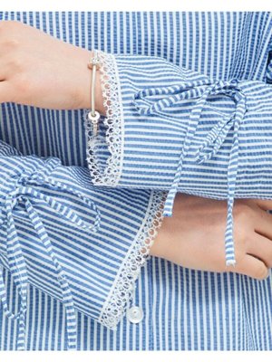 Dantel Detaylı Gofre Gömlek