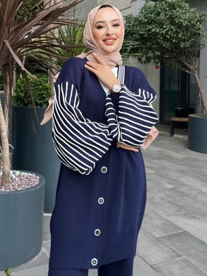 Kolları Çizgili Lacivert Triko İkili Takım