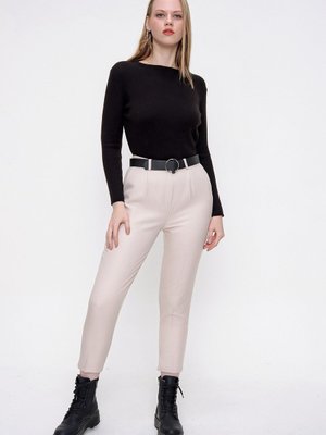 Taş Halka Kemerli Yün Efekt Pantolon