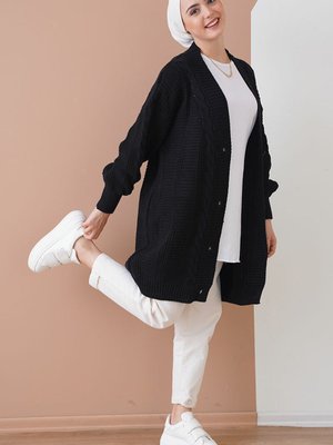 Siyah Saç Örgü Desen Düğmeli Triko Hırka