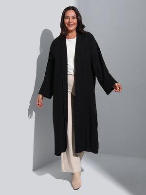 Siyah Büyük Beden Düz Renk Aerobin Abaya Ferace Siyah Büyük Beden Düz Renk Aerobin Abaya Ferace