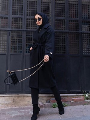 Seyyar Kuşaklı Kaşe Kaban Siyah