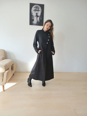 Düğme Ve Çıt Kapamalı Uzun Mevsimlik Mont Düğme Ve Çıt Kapamalı Uzun Mevsimlik Mont