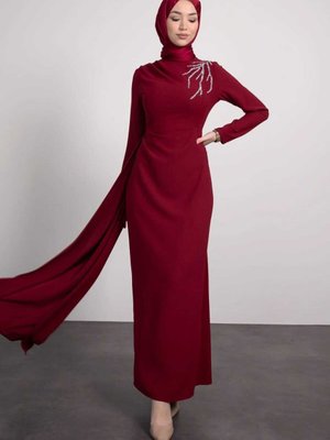 Omuz Taş Detaylı Kuyruklu Abiye Elbise