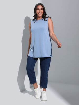 Açık Mavi Büyük Beden Kolsuz Tunik