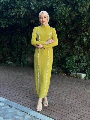 İncili Elbise Yağ Yeşili İncili Elbise Yağ Yeşili