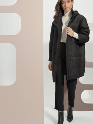 Kapitone Desenli Kapüşonlu Mont